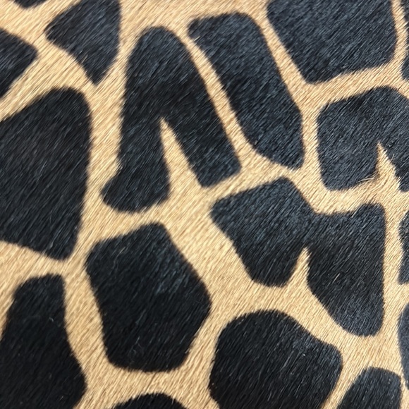 Carolee small zebra-print satchel purse - Picture 7 of 7